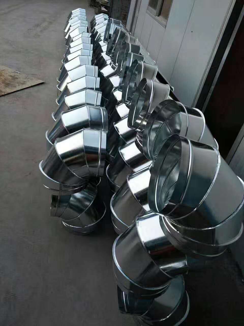 湖南省偉利翔機械通風設備有限公司,永州市生產(chǎn)安裝螺旋風管,共板風管,消防風管,銷售冷風機,負壓風機 湖南省偉利翔機械通風設備有限公司,永州市生產(chǎn)安裝螺旋風管,共板風管,消防風管,銷售冷風機,負壓風機